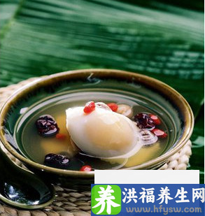 春季护肤常喝四款汤 归圆炖鸡肉补血养颜