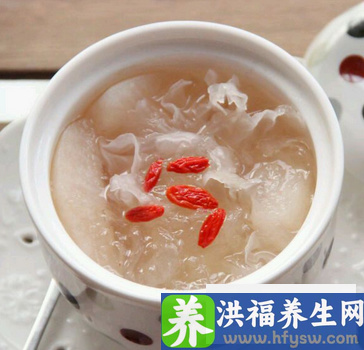 秋季多吃雪梨润燥 推荐六种雪梨<a href=http://www.duomehao.com target=_blank class=infotextkey>养生</a>食谱