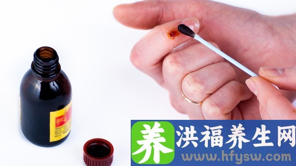 毒蛇咬伤用什么草药
