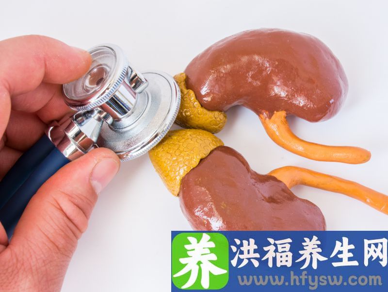 肾脏病变，小便先知？提醒：小便4种异常，可能是尿毒症信号