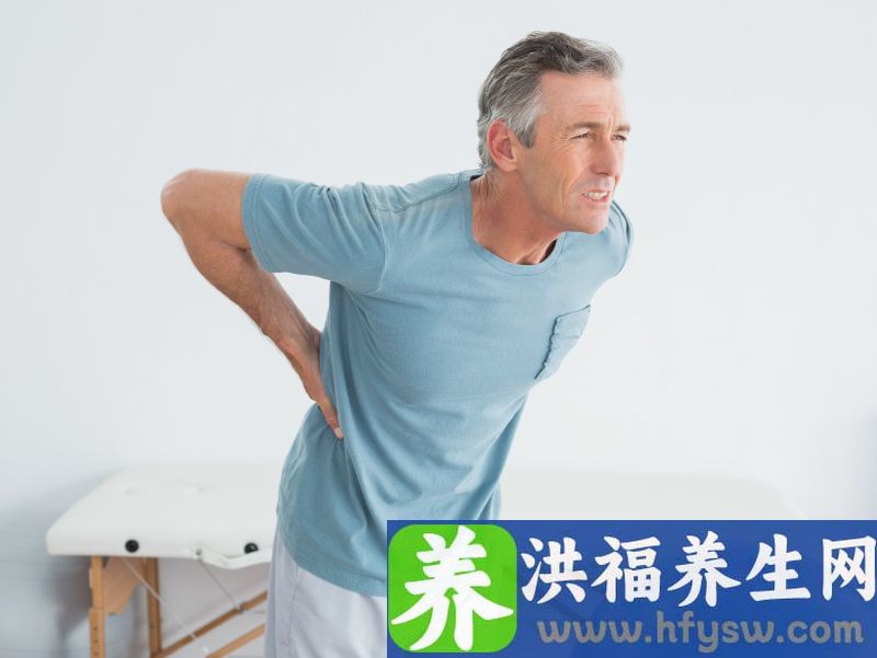 男性经常性腰痛，一般与3行为有关，除了肌肉劳损，大多与肾有关