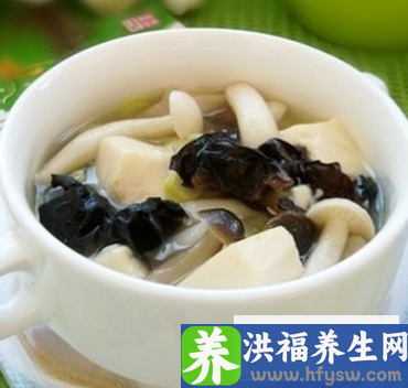 八款排毒养生食谱 排清毒素让你年轻10岁