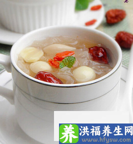 吃什么清肺润肺 推荐四款<a href=http://www.duomehao.com target=_blank class=infotextkey>养生</a>汤