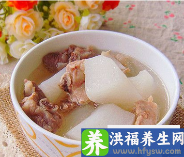 十款<a href=http://www.duomehao.com target=_blank class=infotextkey>养生</a>汤抵抗感冒 乌鸡汤抗感冒防癌