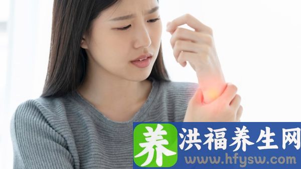 手腕扭了一下肿了怎么办