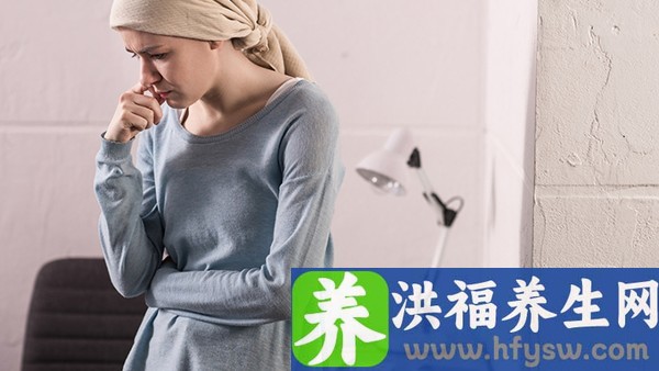 外阴皮肤变白就是外阴白斑吗？哪些检查可以确诊外阴白斑？