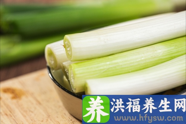 大葱的功效与作用、禁忌和食用方法
