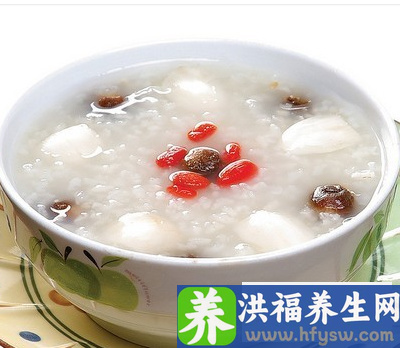 冬季适合喝什么粥 十款<a href=http://www.duomehao.com target=_blank class=infotextkey>养生</a>粥防感冒