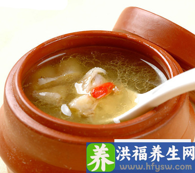 吃什么清肺润肺 推荐四款<a href=http://www.duomehao.com target=_blank class=infotextkey>养生</a>汤