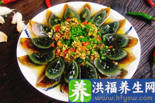 皮蛋的功效与作用、禁忌和食用方法