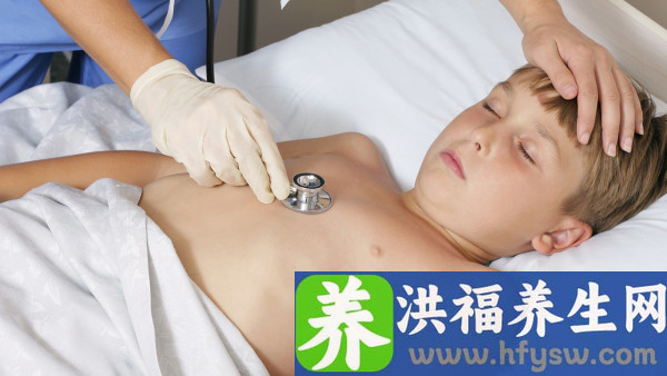 孩子放屁的原因是什么？