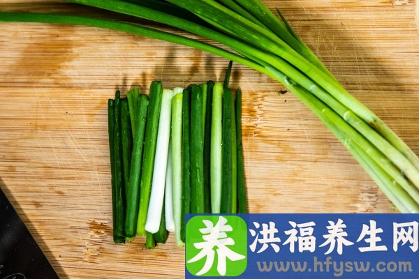 葱的功效与作用、禁忌和食用方法