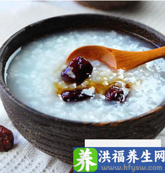 冬季<a href=http://www.duomehao.com target=_blank class=infotextkey>养生</a>喝粥最好 甜浆粥润肺健脾胃