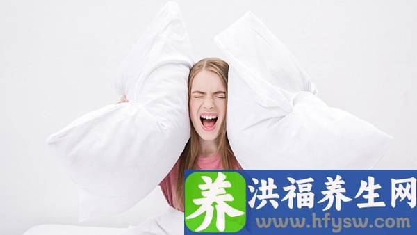 一个月来两次月经该怎么办？