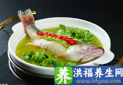 立秋<a href=http://www.duomehao.com target=_blank class=infotextkey>养生</a>吃什么 六款美食帮你贴秋膘