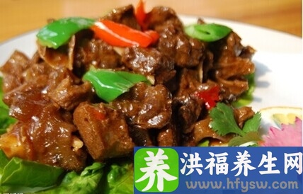 炸酱面怎么做 教你两款消暑炸酱面的做法