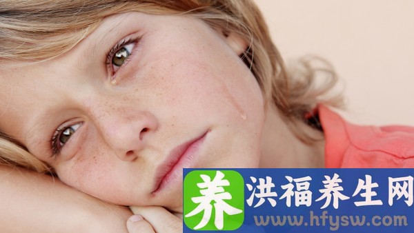 小儿氨酚匹林片能和藿香正气胶囊一起吃吗 尽量别再给孩子吃这些药了