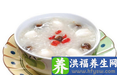 夏季<a href=http://www.duomehao.com target=_blank class=infotextkey>养生</a>关键养心 九款<a href=http://www.duomehao.com target=_blank class=infotextkey>养生</a>粥保护心脏健康