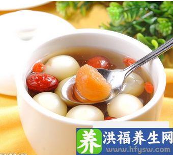冬季八款<a href=http://www.duomehao.com target=_blank class=infotextkey>养生</a>汤的做法 帮你润肺止咳