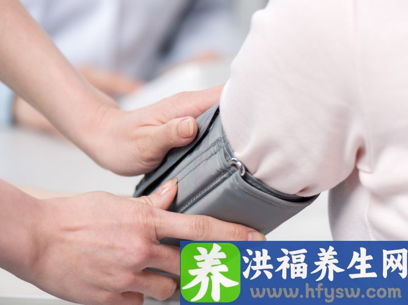 吃完降压药，劝你别碰这4种食物，不要不当回事，以免血压升高