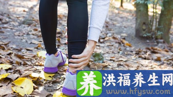 女人一只脚跟痛是什么原因
