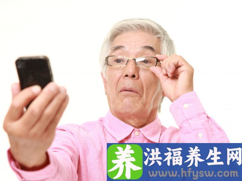 老花眼是怎么回事？关于老花眼的4大常见问题，一一解答