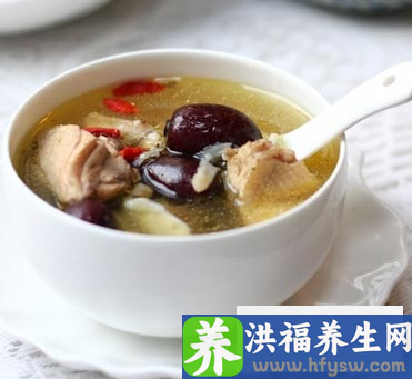 秋冬进补吃什么 六款<a href=http://www.duomehao.com target=_blank class=infotextkey>养生</a>汤防病补身