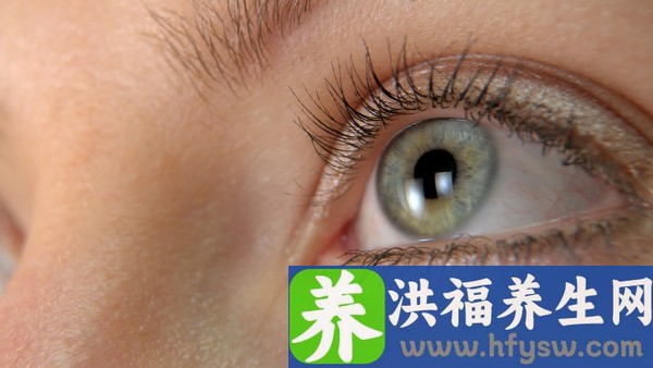 小男孩包皮过长做手术