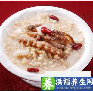 冬季排毒瘦身<a href=http://www.duomehao.com target=_blank class=infotextkey>养生</a>粥 照着吃甩肉十斤