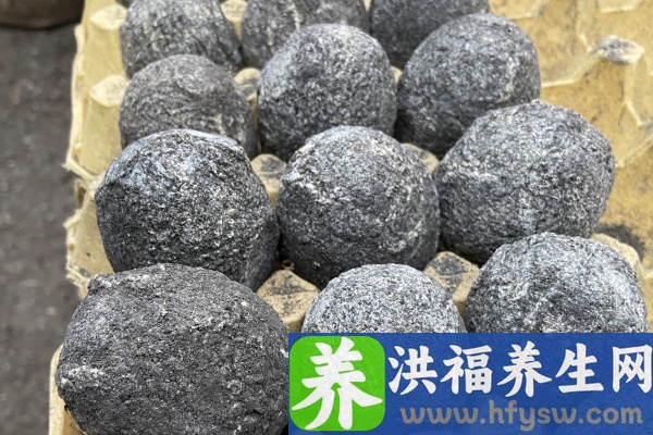 皮蛋的功效与作用、禁忌和食用方法