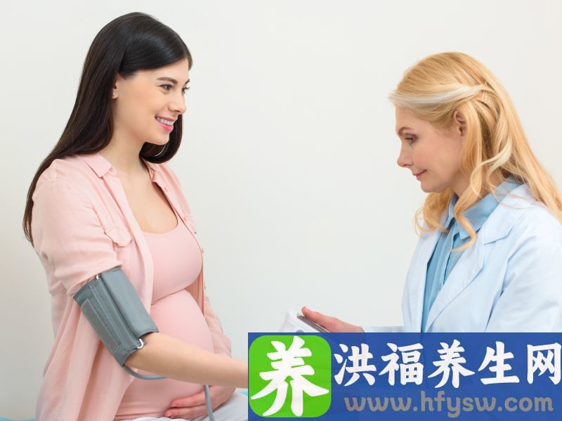 一旦患上高血压，饮食有注意什么？多吃这4样，稳住血压不“闹腾”