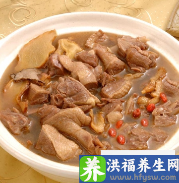 秋季<a href=http://www.duomehao.com target=_blank class=infotextkey>养生</a>汤煲汤食谱 清热润燥养肺滋阴