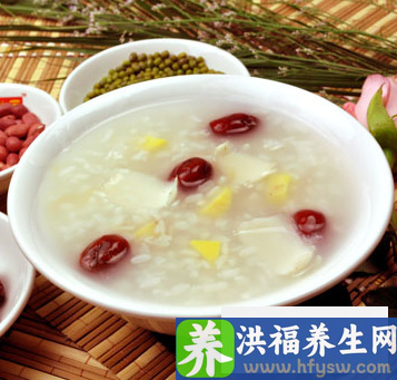 冬季脾虚致手脚冰凉 推荐七款健脾<a href=http://www.duomehao.com target=_blank class=infotextkey>养生</a>粥
