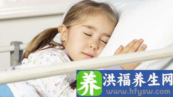孩子睡觉打呼噜吐白沫的原因是什么引起的
