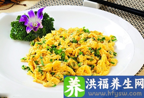鸡蛋怎么吃最养胃？ 加它一起翻炒营养翻倍