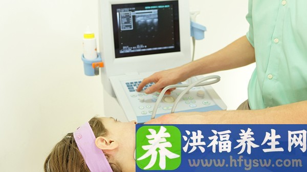新生儿反胃呕吐的原因是什么？