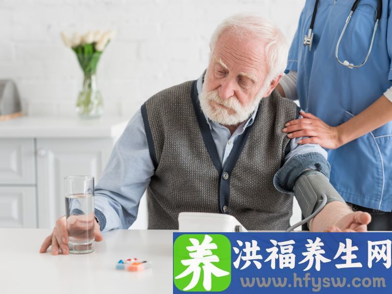 得了高血压，要多吃这5种食物，少吃3类食物，有助于稳定血压