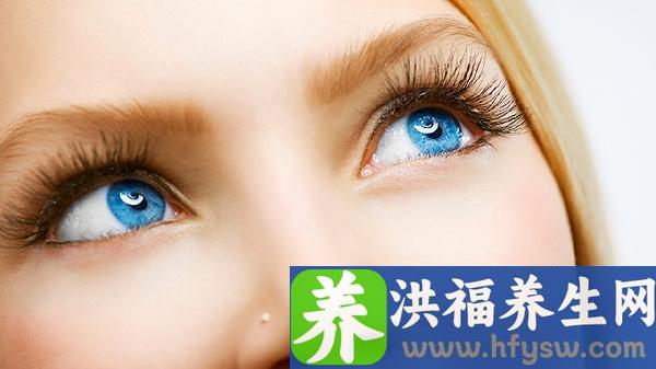 假体隆鼻后眼睛模糊是怎么回事