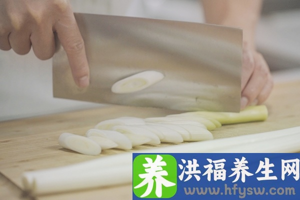大葱的功效与作用、禁忌和食用方法