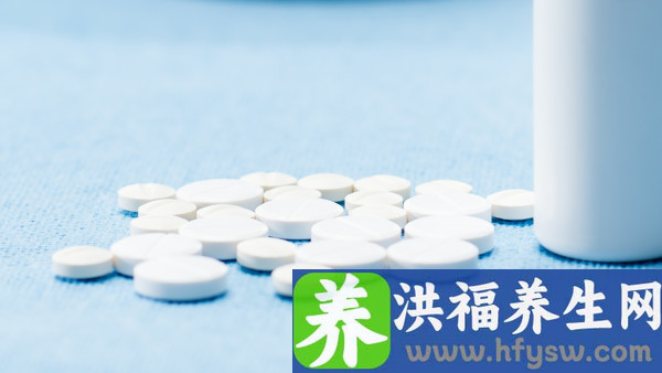 与梅毒病人吃饭握手会传染吗？梅毒常见五种传播途径