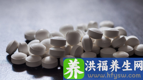 女性得了软下疳有什么症状？四种方法有效治疗软下疳