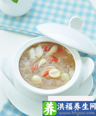 冬季润肺养阴吃什么 推荐四大<a href=http://www.duomehao.com target=_blank class=infotextkey>养生</a>药粥