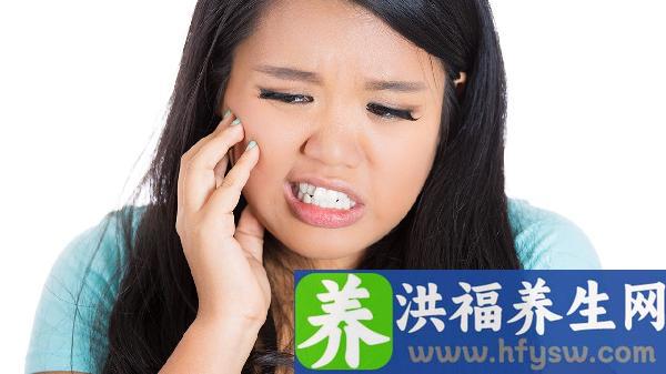 怎么判断是不是长智齿了?只知道疼的张不开嘴