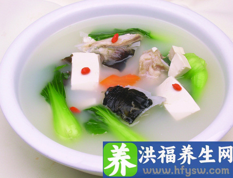 小暑吃什么<a href=http://www.duomehao.com target=_blank class=infotextkey>养生</a> 这些<a href=http://www.duomehao.com target=_blank class=infotextkey>养生</a>汤最消暑降温