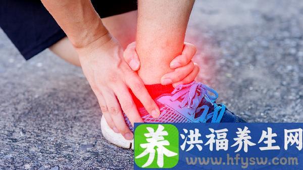 穿轮滑鞋脚踝内侧骨头疼怎么回事