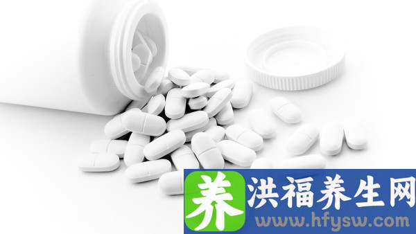 血清抗体检测能查出梅毒吗？梅毒的分期及主要临床表现是怎样的？