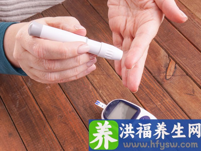 建议高血糖老人停止食用“3种肉类”，对胰岛不利，尽量少吃