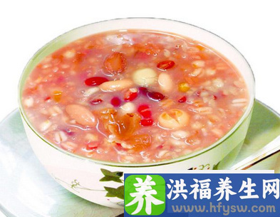 推荐六款养颜药膳粥 帮女性保持水嫩肌肤