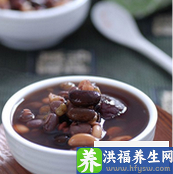 秋季喝什么粥 十款<a href=http://www.duomehao.com target=_blank class=infotextkey>养生</a>粥强身又润肤