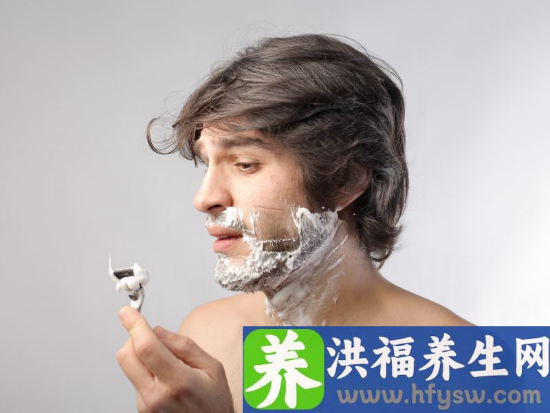 男性出现这3个“丑态”，或是雄性激素快要“干涸”了，希望你没有